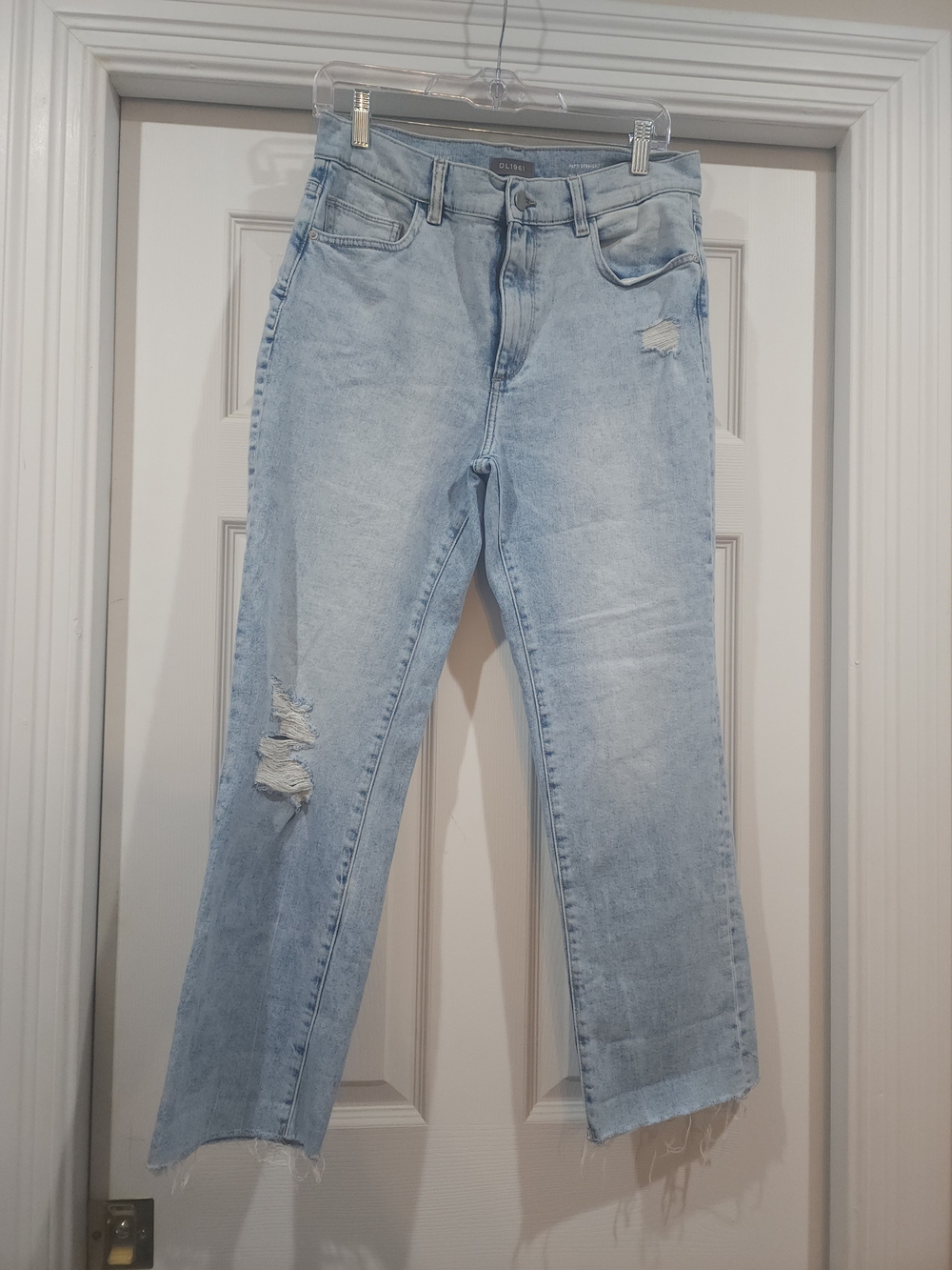 DL1961 Light Blue Distressed Cropped Jeans